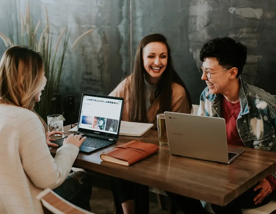 Standard Trust Bank advisors supporting a client